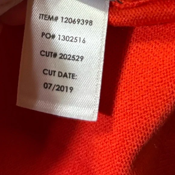 Torrid Valiant Poppy Long Sleeve Cross‎ Neck Cold Shoulder Sweater - Picture 12 of 12